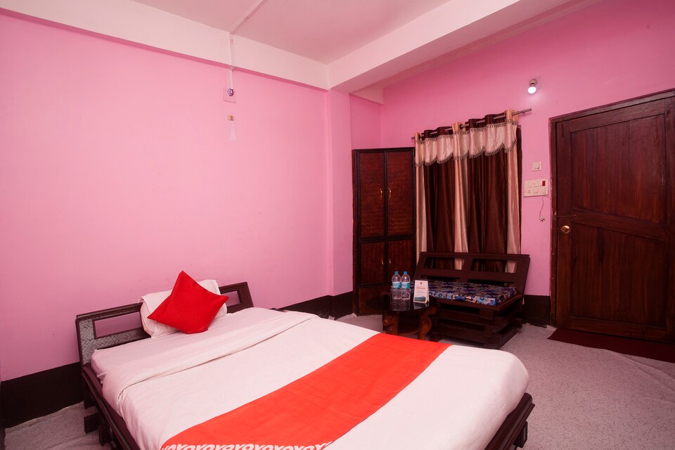 OYO 669 Grace Hotel, Kakarvitta, Kakarvitta