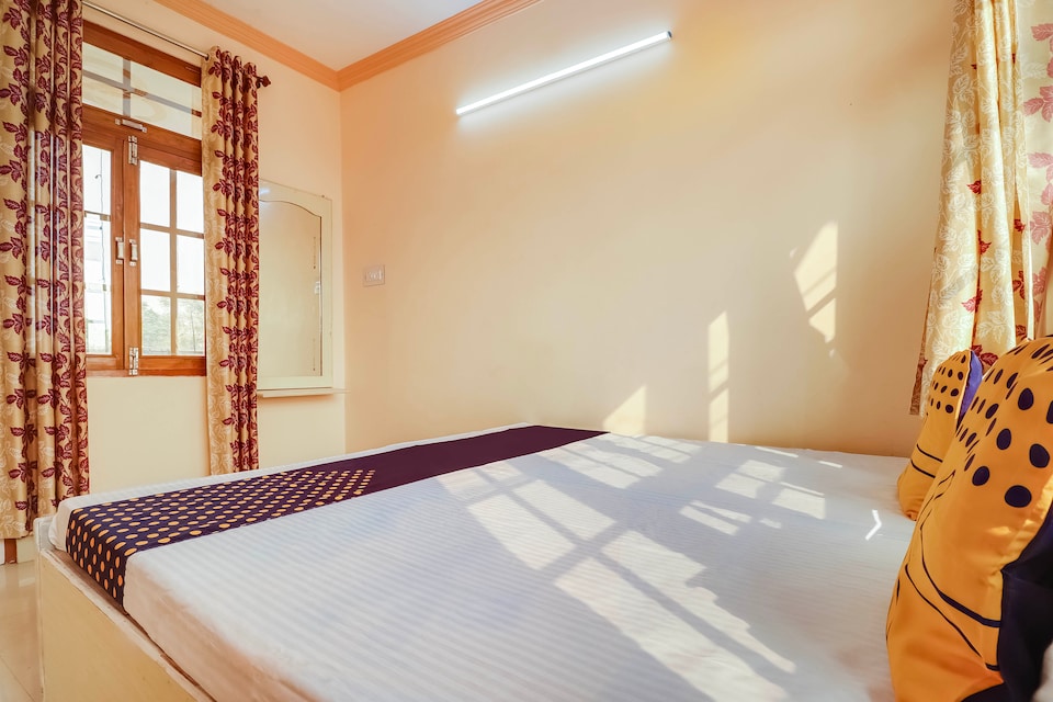 SPOT ON 65028 Paradise Lawn, Alambagh Lucknow, Lucknow