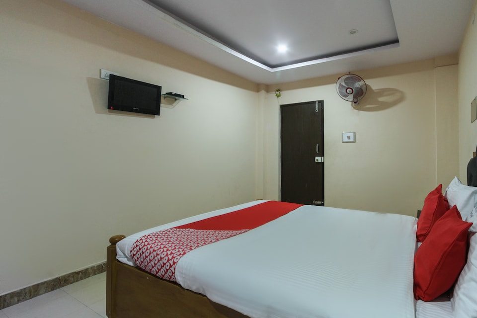 OYO Flagship 65044 Immense Inn, Kushalnagar, Coorg