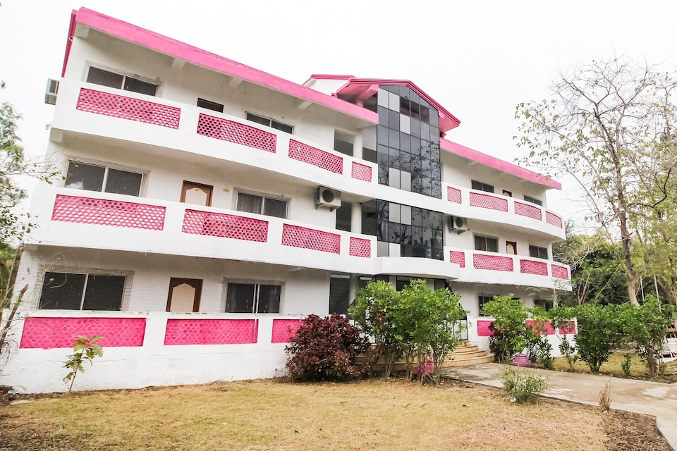 Collection O 65048 Figure Framing Health Resort, Hingna Road Nagpur, Nagpur