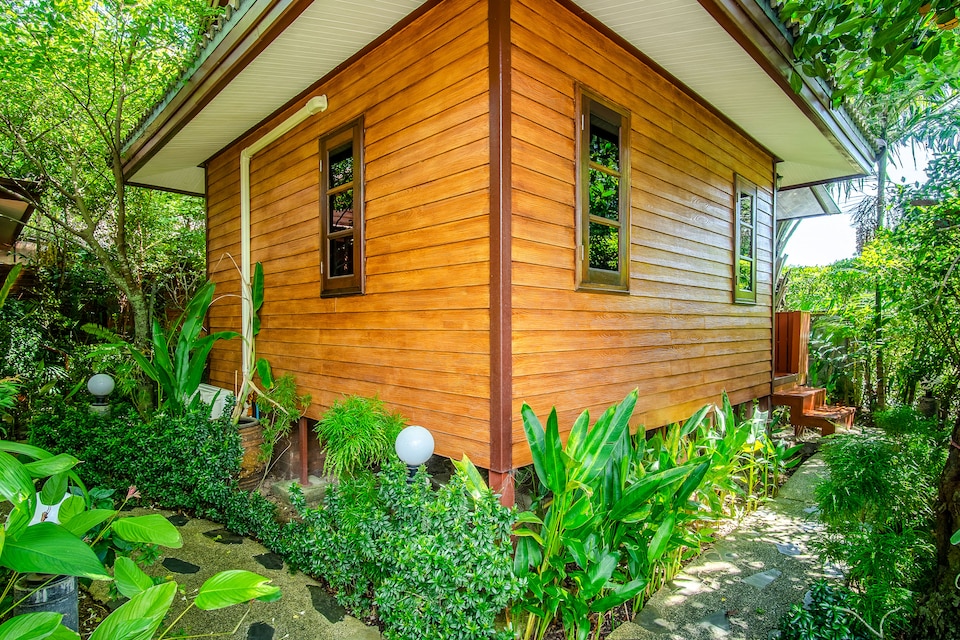 OYO 451 Samran​ Resort, Chalong P2, Phuket