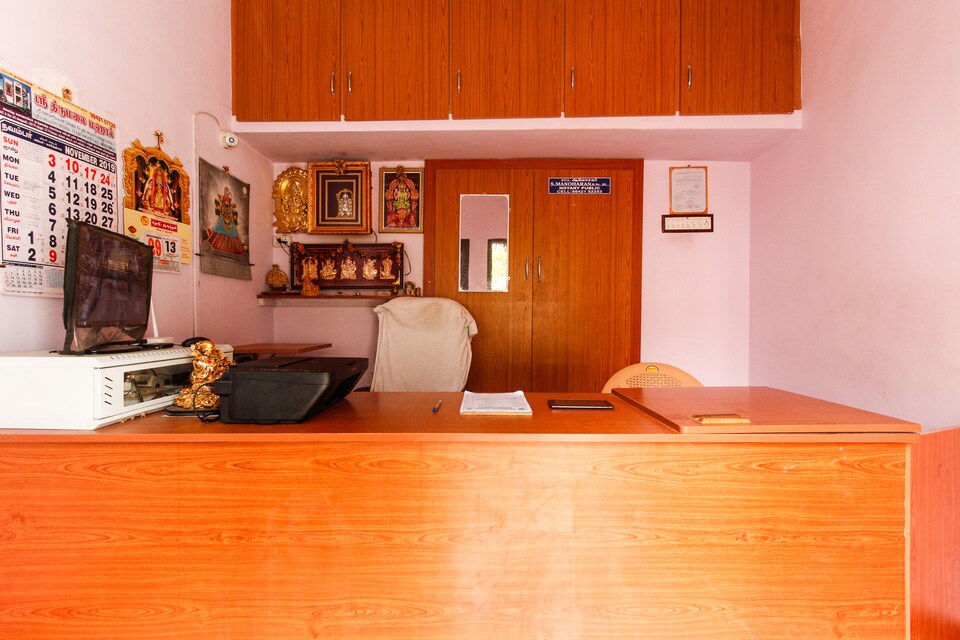 SPOT ON 65069 Sri Tirumalai Mahal Rooms, Theni, Theni