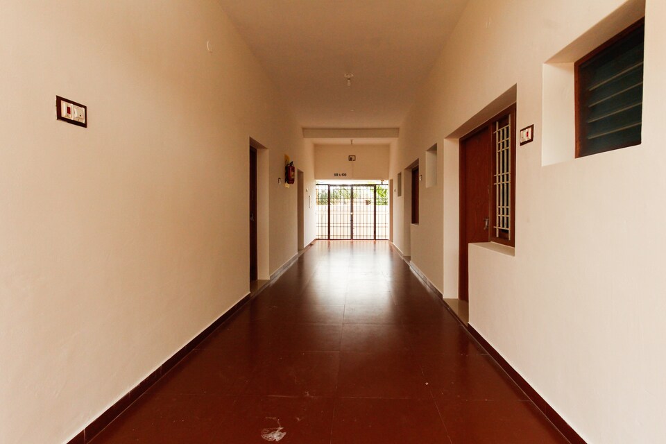 SPOT ON 65069 Sri Tirumalai Mahal Rooms, Theni, Theni
