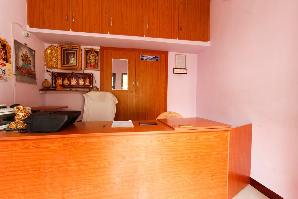 SPOT ON 65069 Sri Tirumalai Mahal Rooms, Theni, Theni