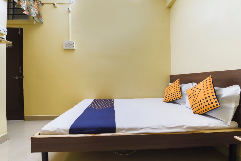 SPOT ON Nivant Lodge, Solapur, Solapur