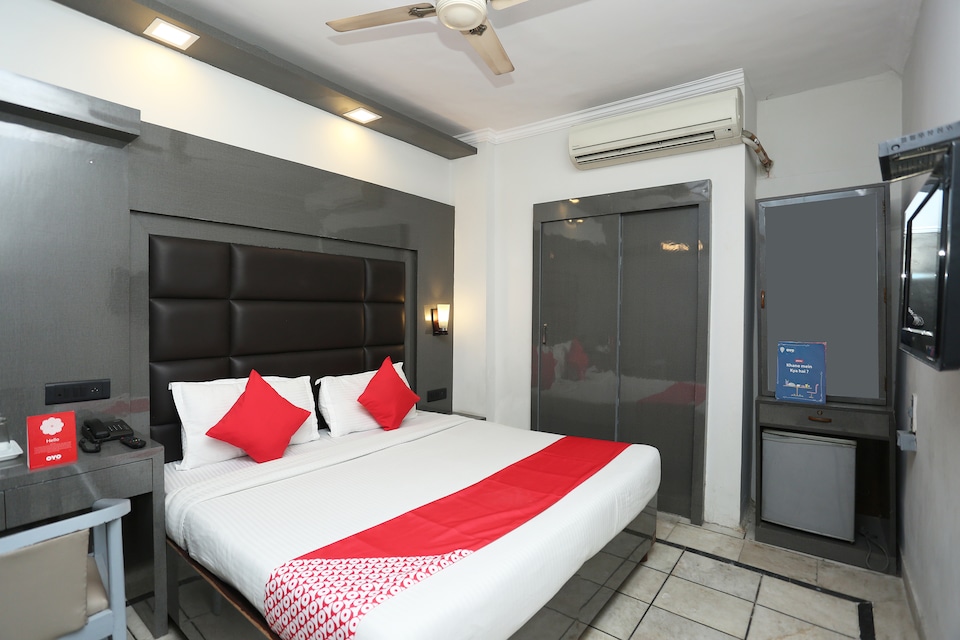 OYO 65102 Rg Hotel, Port Blair, Port-Blair