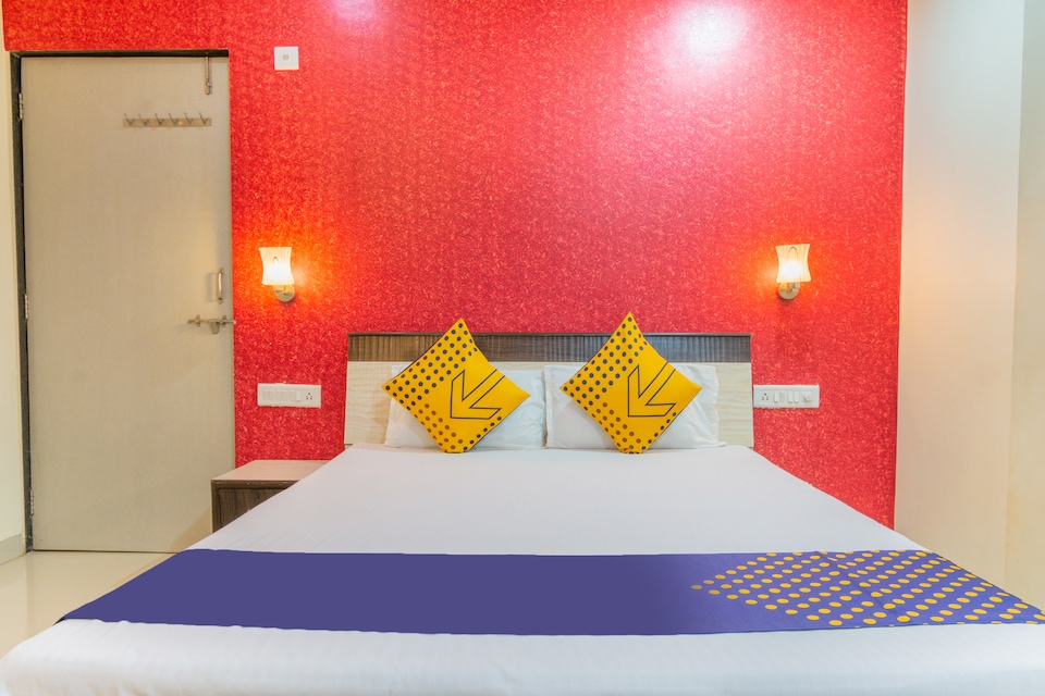 OYO 65110 Hotel Sunraj Niwas, Bondarwadi Mahabaleshwar, Mahabaleshwar