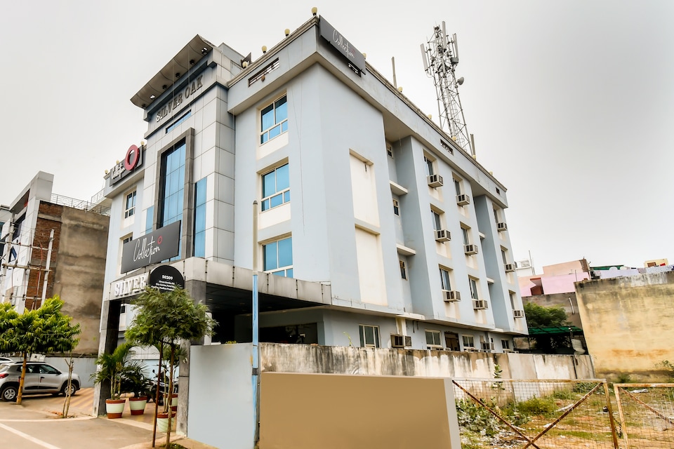 Collection O Hotel Silver Oak Green Garden Rd, City Centre, Gwalior