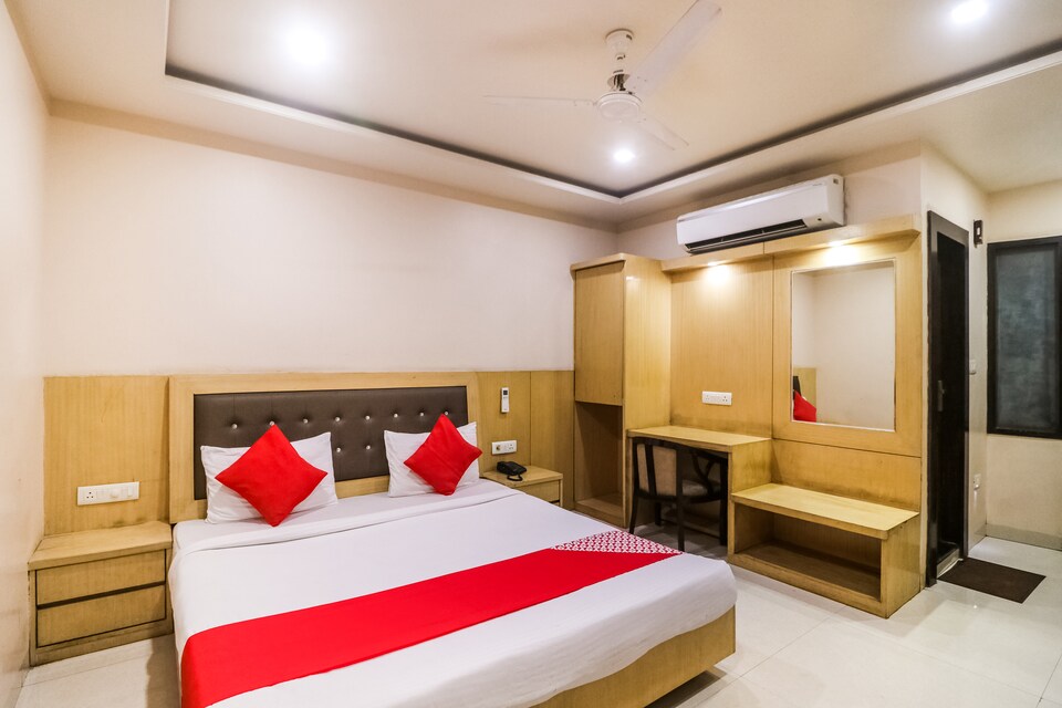 OYO 65127 Hotel Simran Inn, Pandri Road, Raipur