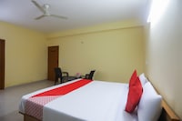 OYO Zero To Z Residency Near Pvr Ansal Plaza Greater Noida