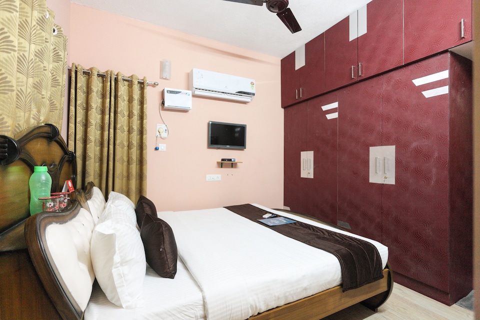 Live as CHN1769, Velachery, Chennai