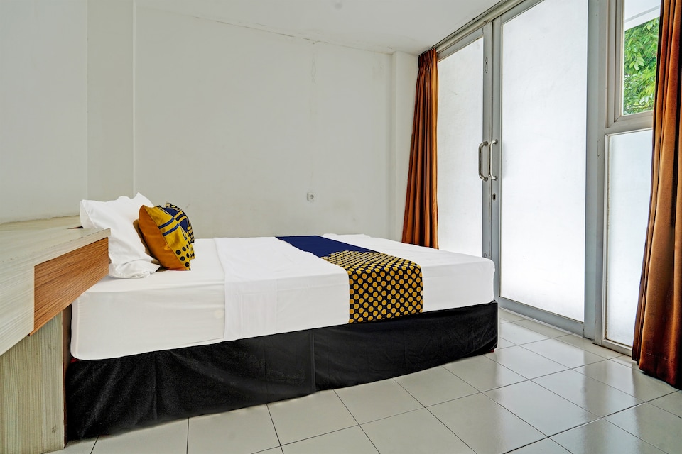 Hotel O Alamanda 7 Syariah, Bandung, Bandung
