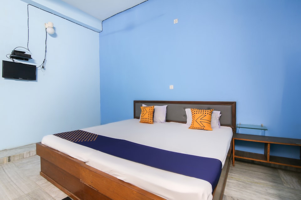 SPOT ON 65164 Hotel Shubham, Narkatiaganj, Bettiah