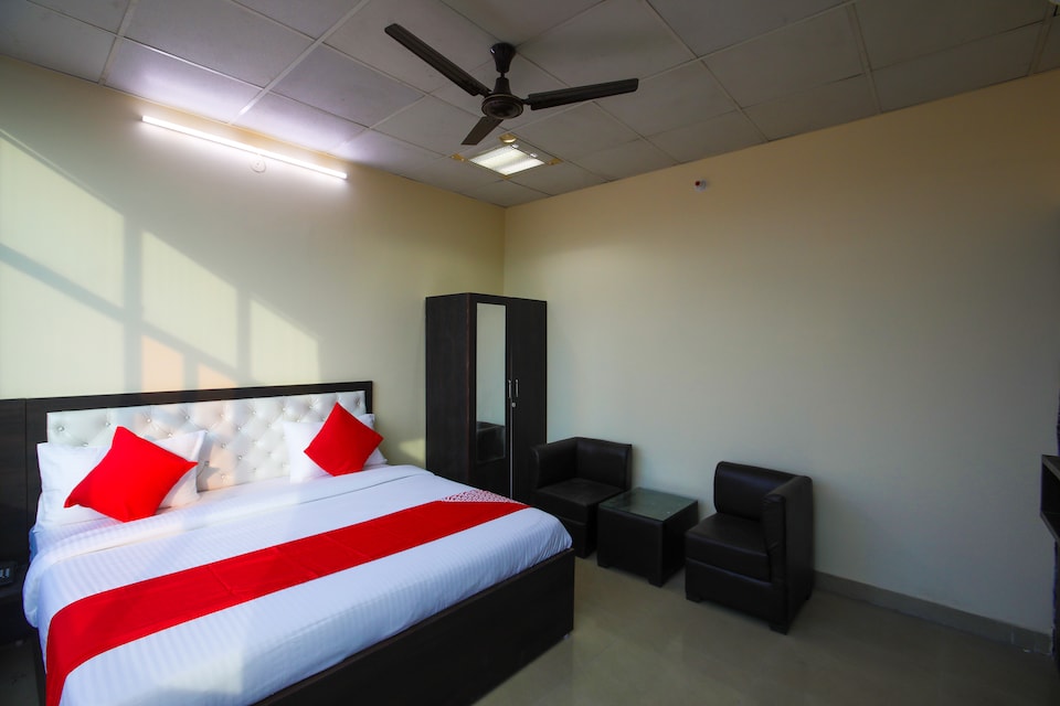 OYO 65168 City Residency, Faridabad, Faridabad
