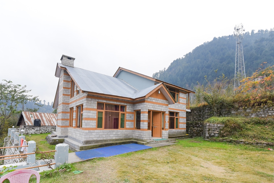 OYO Home 65210 Premium River Side Stay, NH 21 Manali, Manali