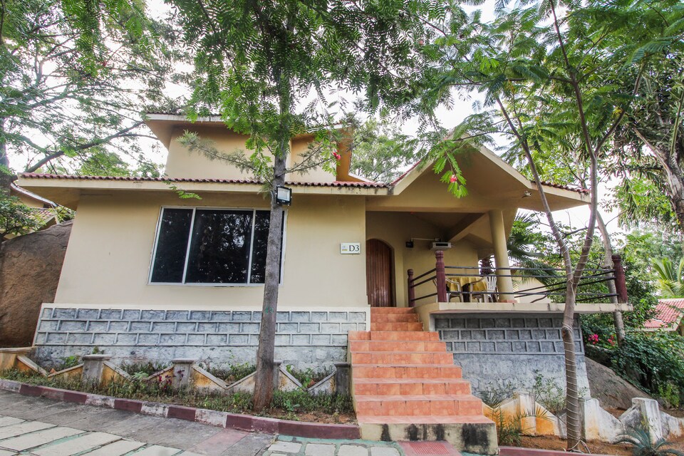 Capital O 65223 Royal De Casa, Kompally - Jeedimetla, Hyderabad