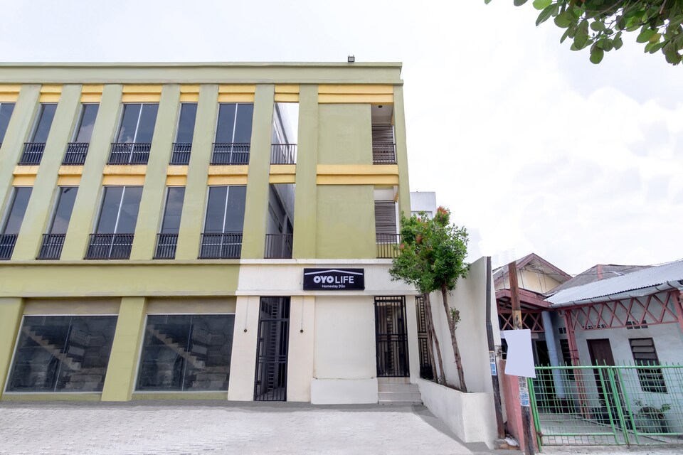OYO Life 2203 Homestay 2go, Medan, Medan