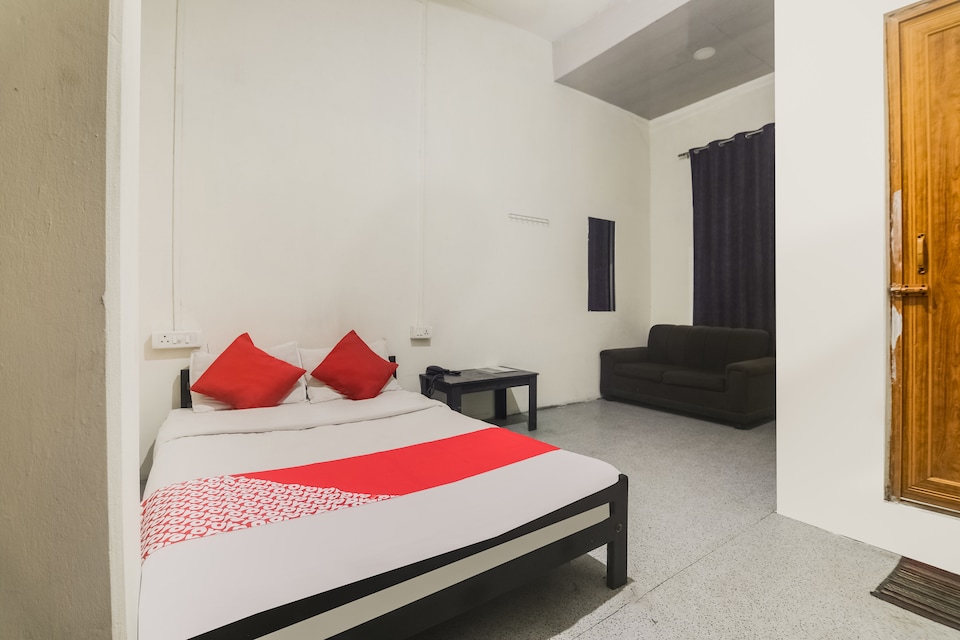 OYO 65243 Landmark Hotel, Aizawl, Aizawl