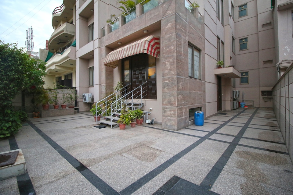 Capital O 5309 Ar Suites, Cyber City Extension, गुड़गांव