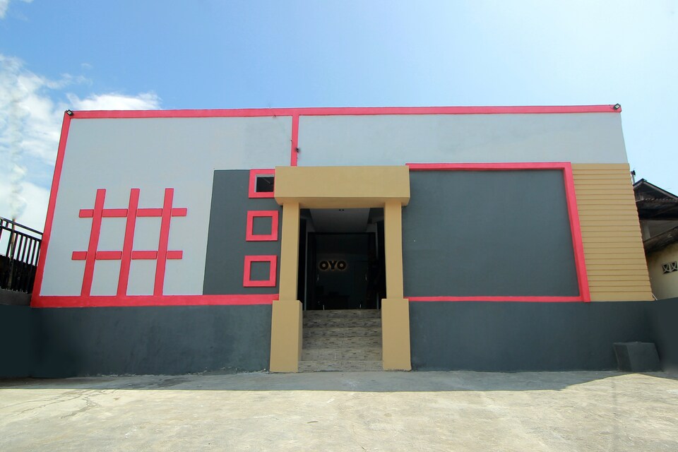 OYO 2209 Shanum Ileana Ar, Central Bengkulu, Bengkulu