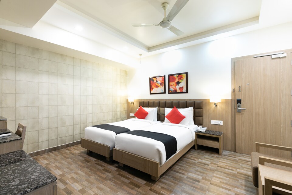 Capital O 65261 Hotel Nanda, Jamnagar, Jamnagar