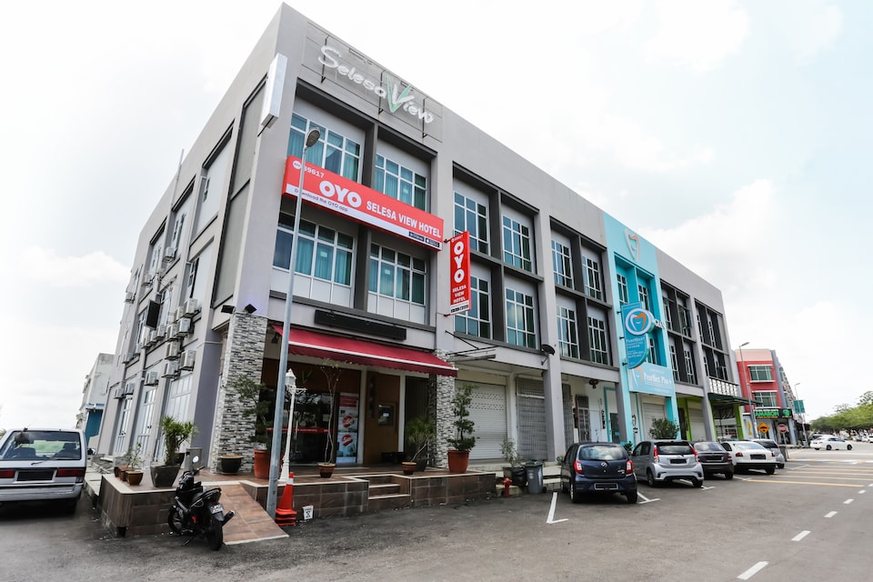 Super OYO 89617 Selesa View, Bukit Gambir, Tangkak