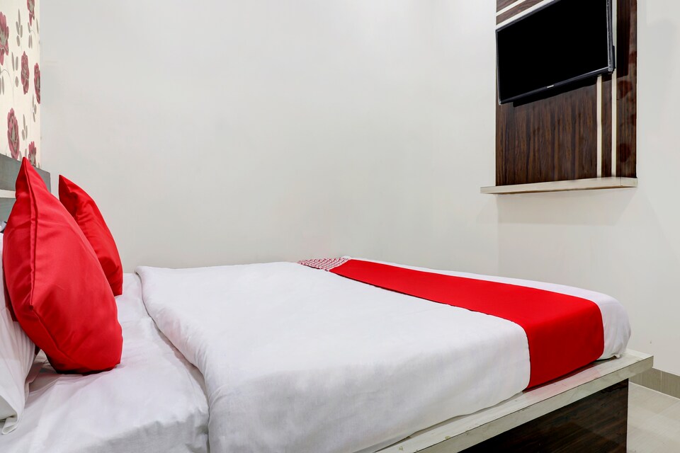 OYO 65270 The Royal Villa, Hisar, Hisar