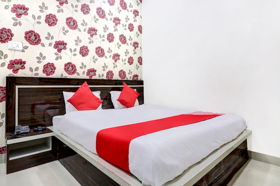 OYO 65270 The Royal Villa, Hisar, Hisar