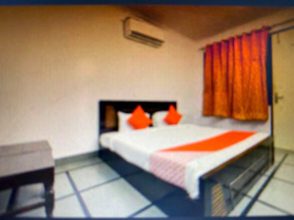 OYO 65277 Prayag Villa, Civil Lines - High Court, Prayagraj