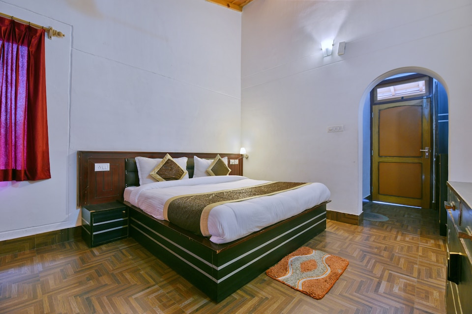 Collection O O 5314 Hotel Sapphire Inn, Bhimtal Nainital, Nainital