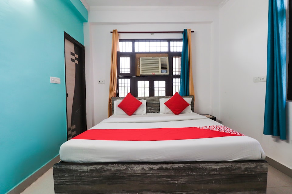 OYO 65292 A ONE Hotels, Noida City, Noida