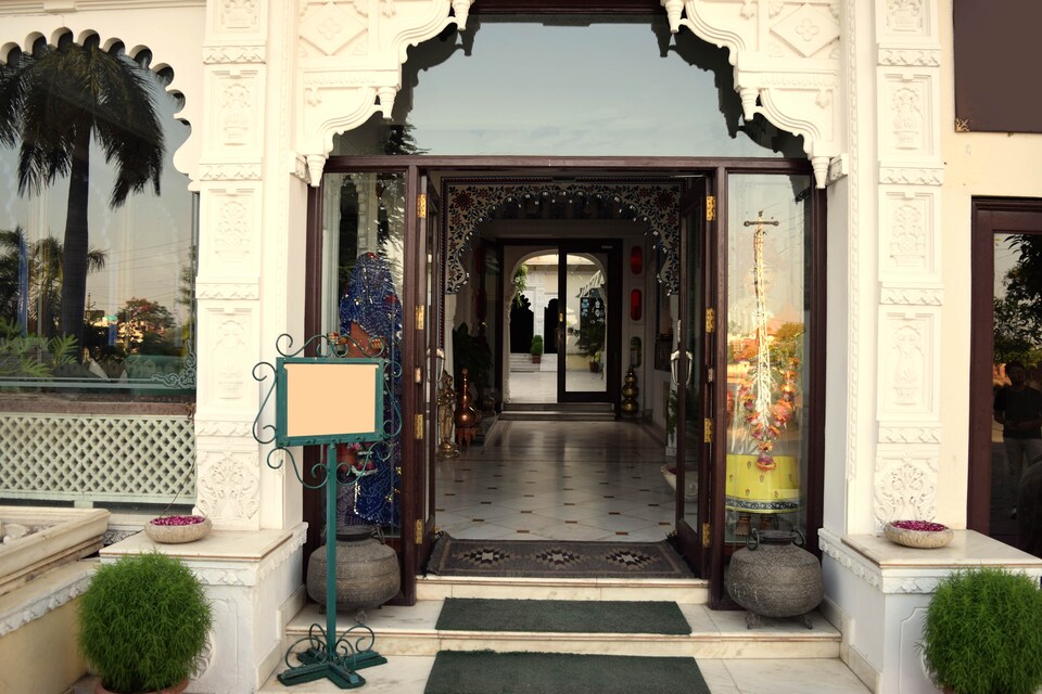 OYO 5316 Hotel Swaroop Vilas, Fateh Sagar, Udaipur