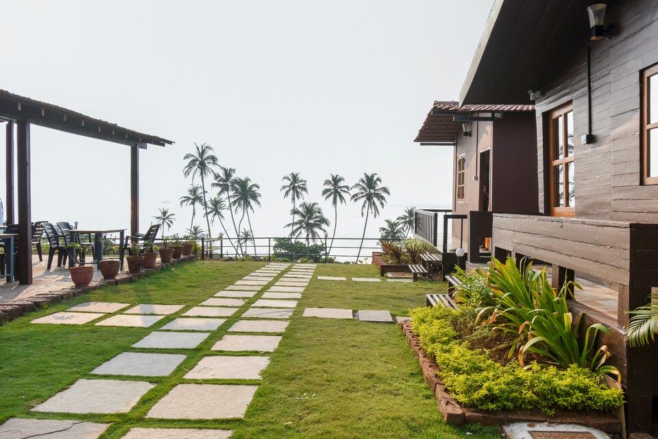 Capital O 65315 Okean Resort, Anjuna Vagator Goa, Goa