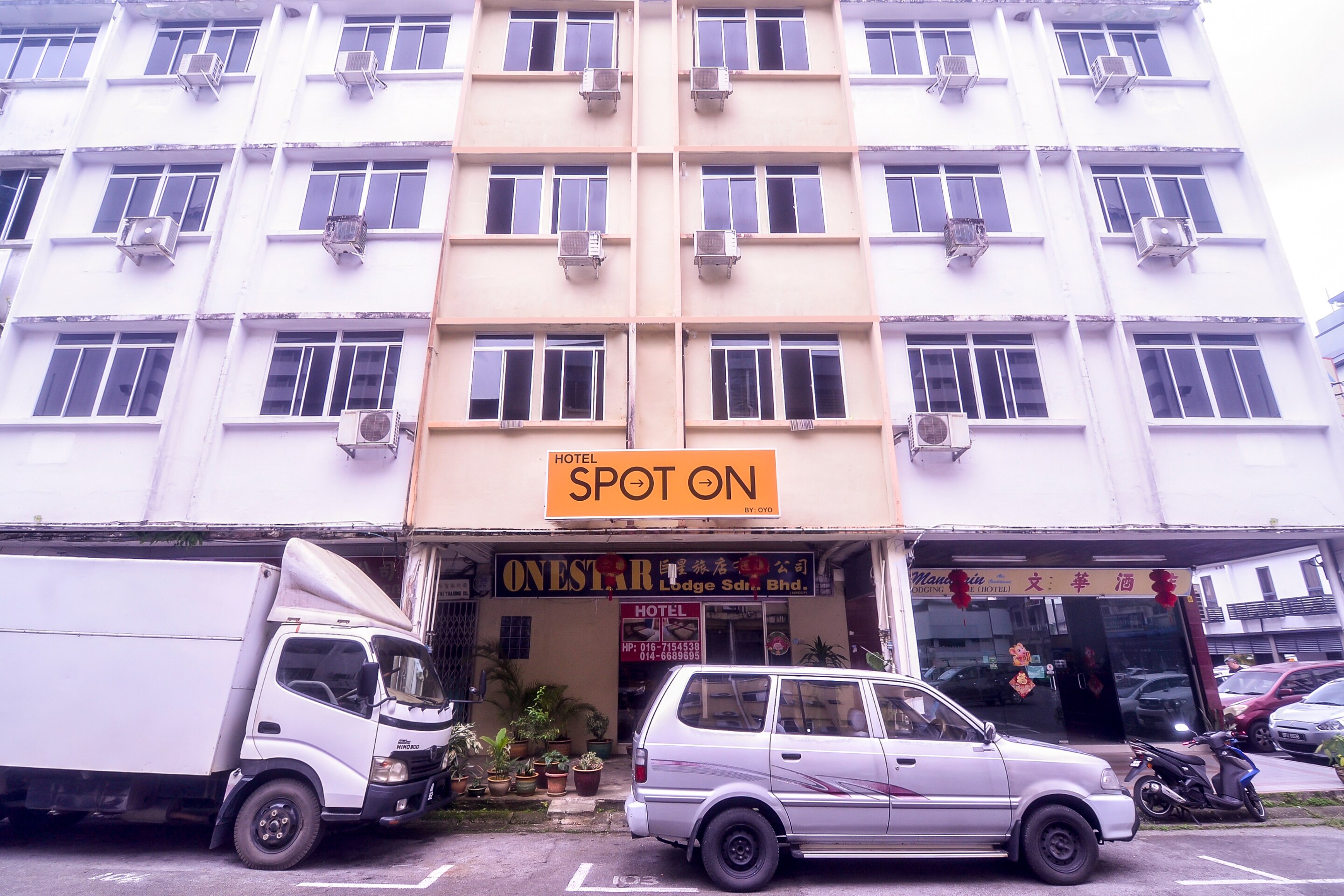 Couple Spot On Hotels In Klinik Gigi Kuching Couple Friendly Hotel Starting Rm24 Upto 68 Off On 2 Klinik Gigi Kuching Spot On Hotels