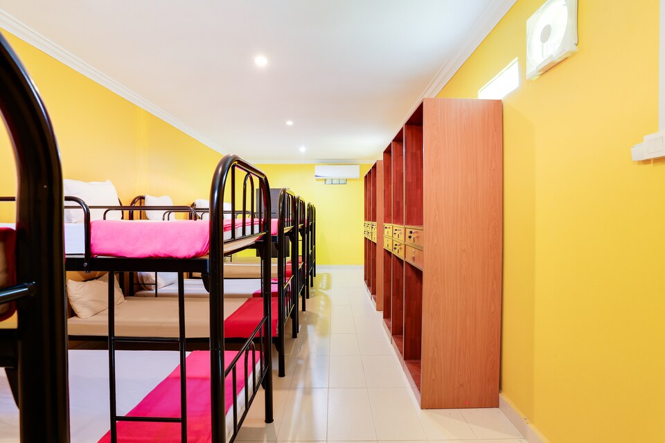 SPOT ON 89623 Nawawi's Backpackers, Tampin, Rembau