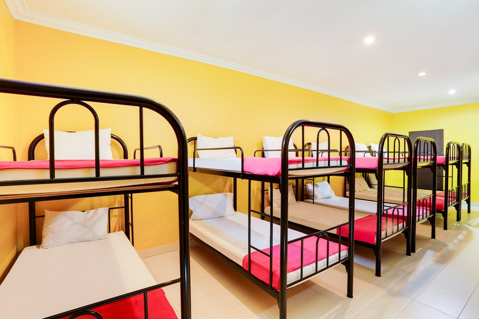 SPOT ON 89623 Nawawi's Backpackers, Tampin, Rembau