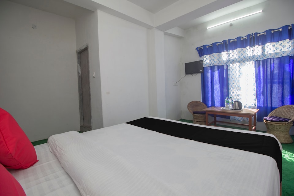 Capital O 65348 Silk Route Stay Inn, Aritar, Aritar