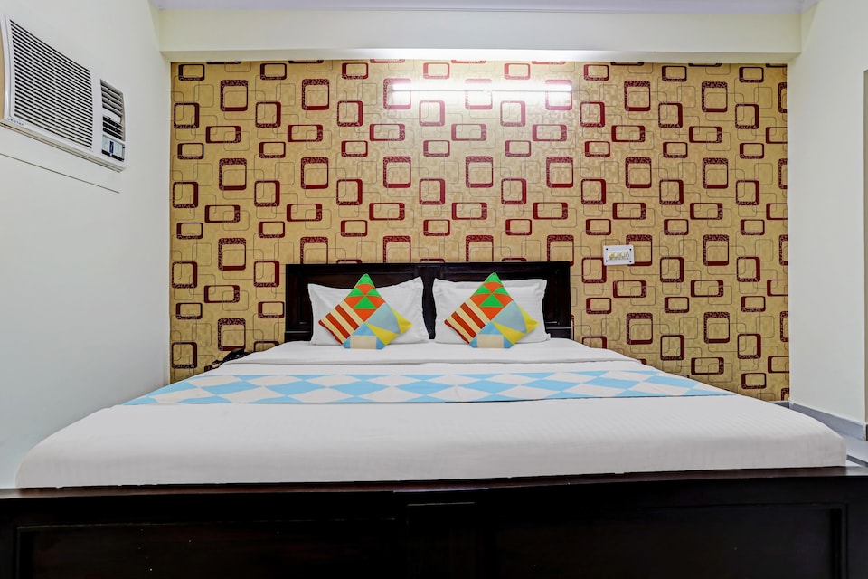 Live as NOD314, Noida City Metro, Noida