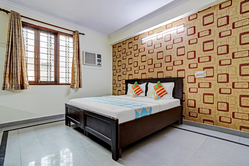 Live as NOD314, Noida City Metro, Noida