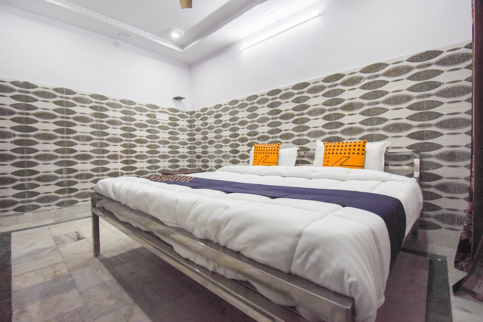 OYO 65399 Hotel Vajeer Murti, Haridwar Junction, Haridwar