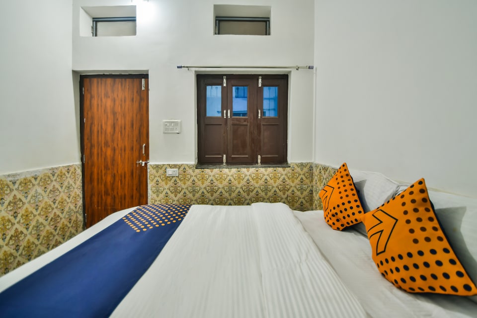 OYO 65411 Lucky Palace, Sanwariya Seth, Chittorgarh