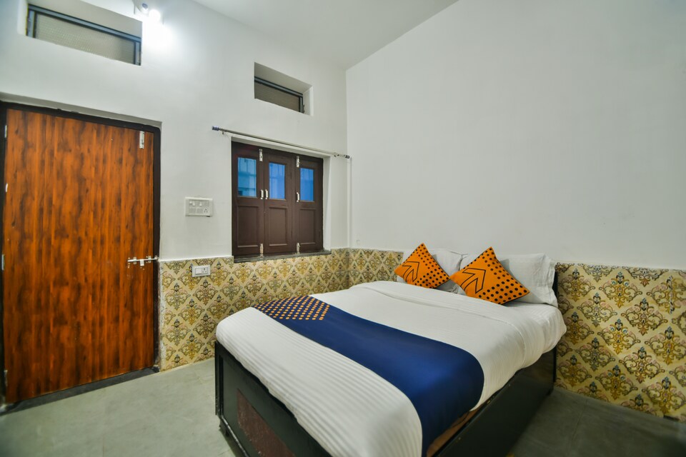 OYO 65411 Lucky Palace, Sanwariya Seth, Chittorgarh