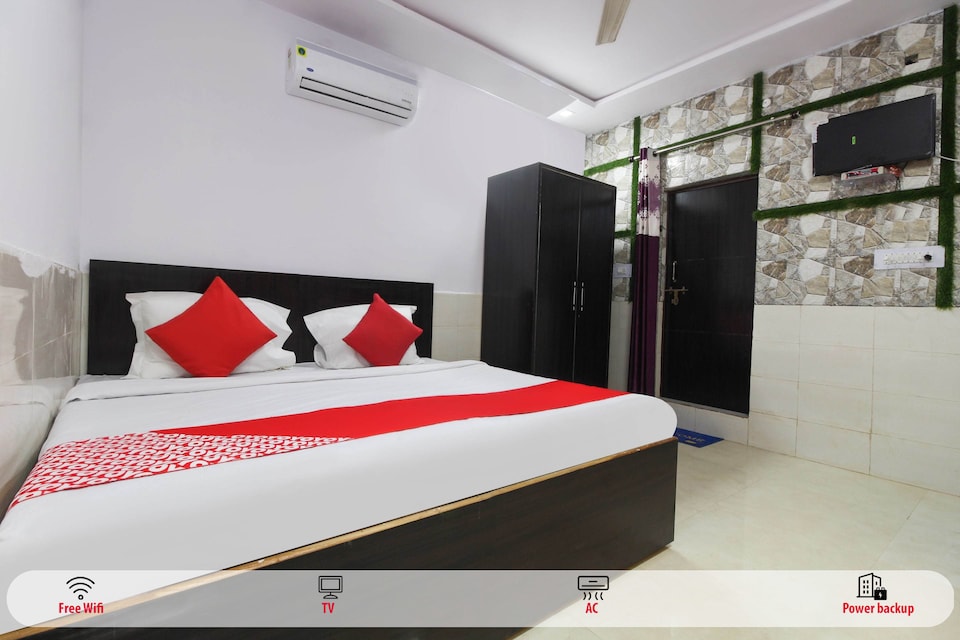 OYO 65448 The White Rock Residency, Corporate Complex, Agra