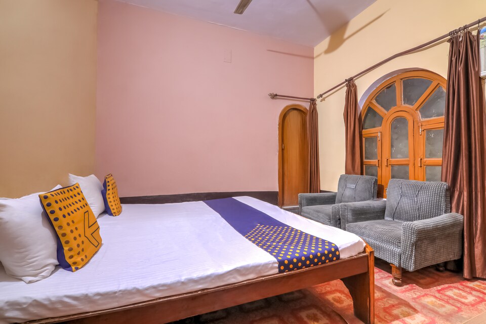 SPOT ON 65457 Hotel Satendra, Basti, Basti