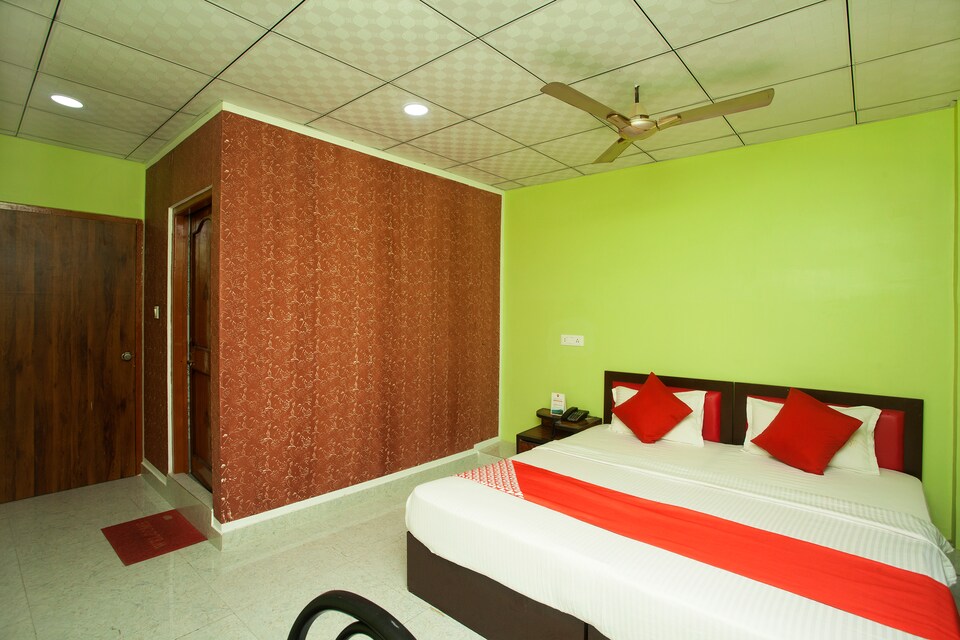 OYO 673 Hotel Royal Nirvan Pvt. Ltd., Kakarvitta, Kakarvitta