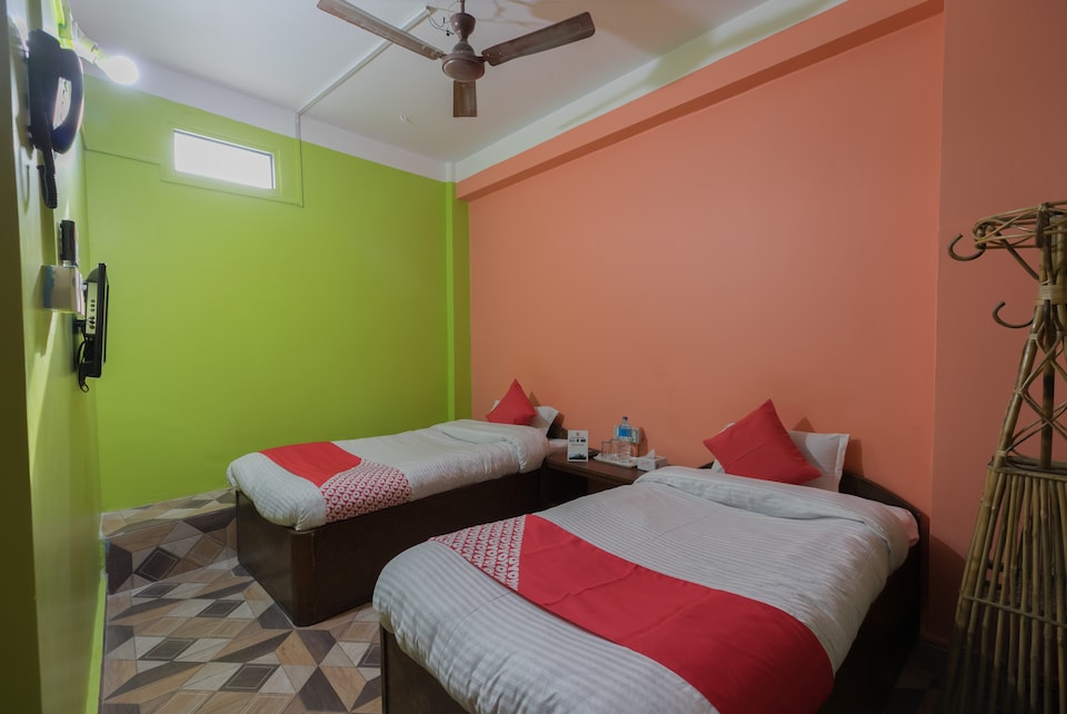 OYO 674 Aashirbad Hotel, Hetauda, Hetauda