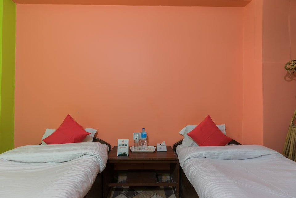 OYO 674 Aashirbad Hotel, Hetauda, Hetauda