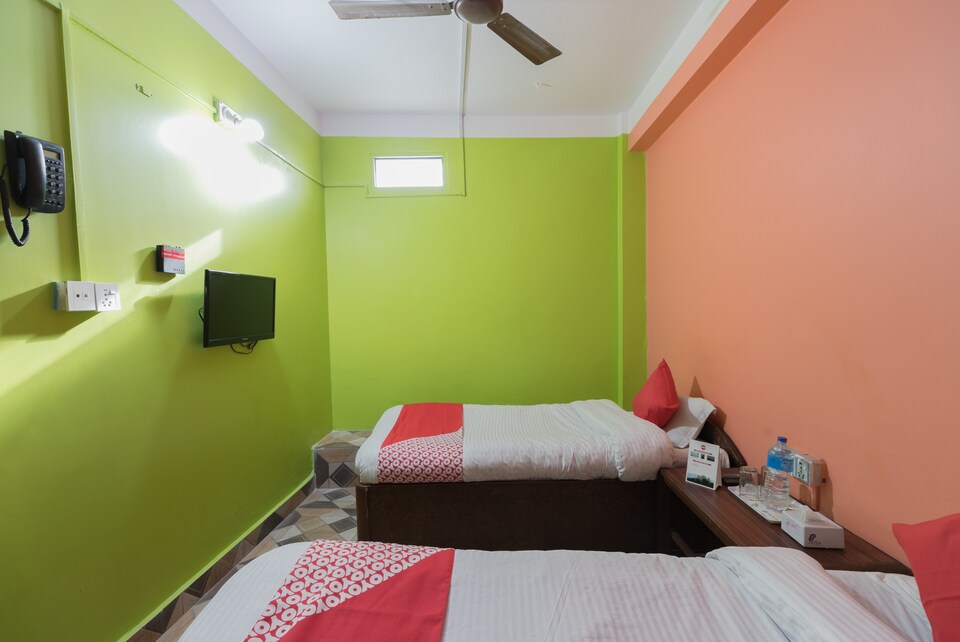 OYO 674 Aashirbad Hotel, Hetauda, Hetauda