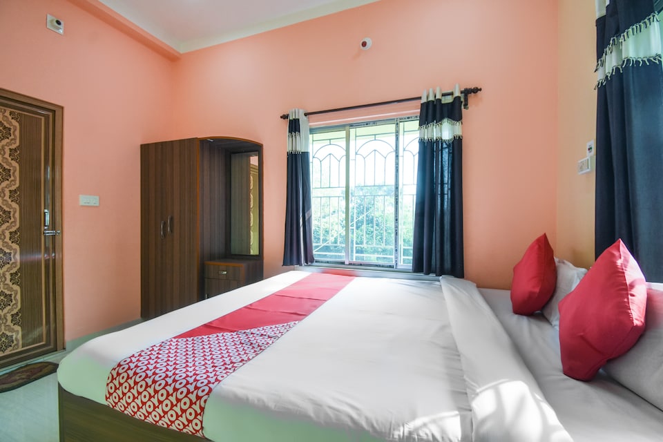 OYO 65496 Kunjakashi Fooding And Lodging, Shantiniketan, Shantiniketan