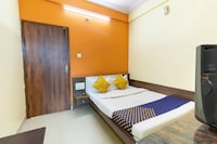 Hotel O SK Lodge